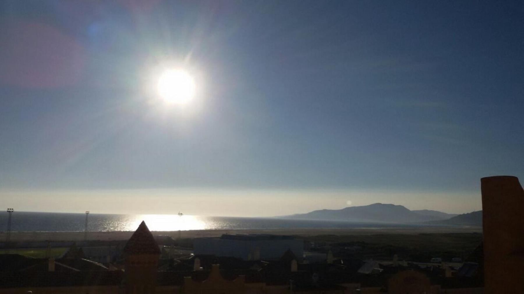 Livingtarifa Apartamento Anhelo Luaran gambar